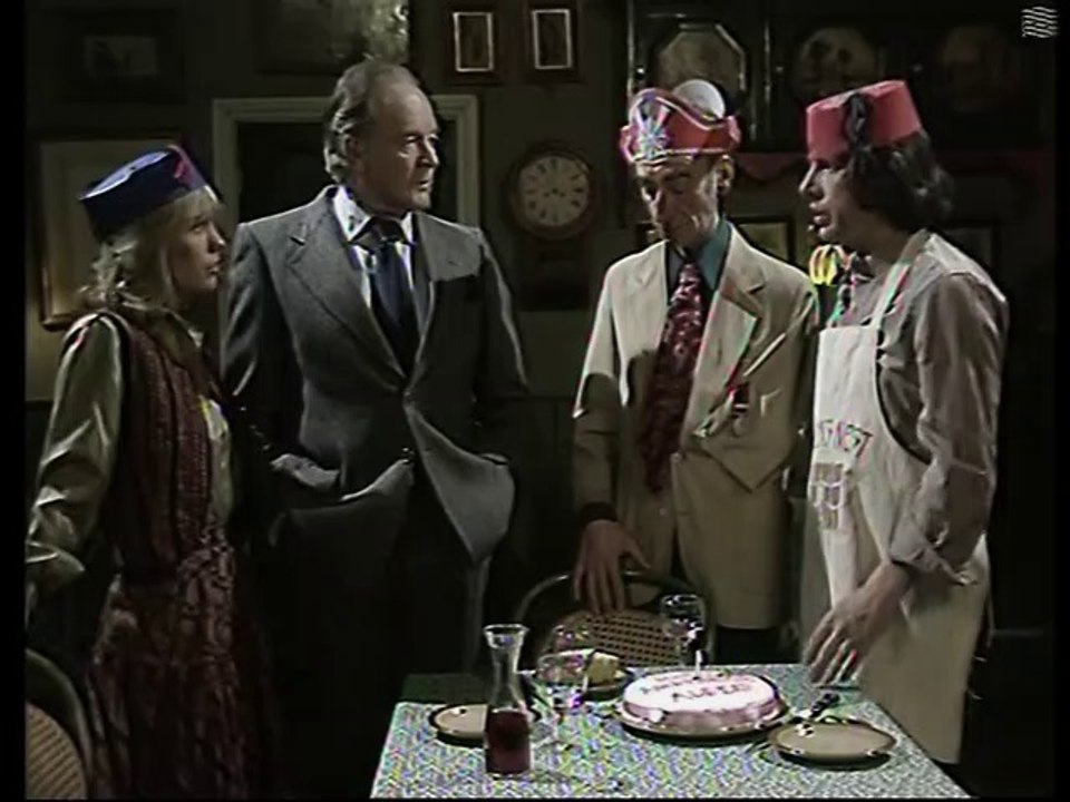 Robin's Nest (1977) S04E07 - High Quality DVD - Albert's Ball