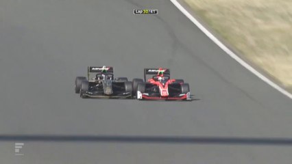 Super Formula Fuji 2022 Race 1 Fenestraz Hirakawa Great Battle