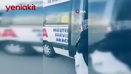 İzleyenleri utandıran anlar! '70 yaşındaki annenizi indirebiliyorsanız bravo size'