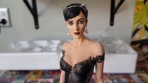 DC Cover Girls: Catwoman (Wedding Dress) | Terrible Unboxing