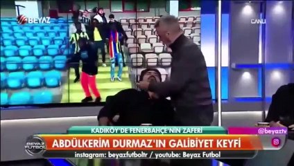 Rasim Ozan Kütahyalı canlı yayında baygınlık numarası yaptı