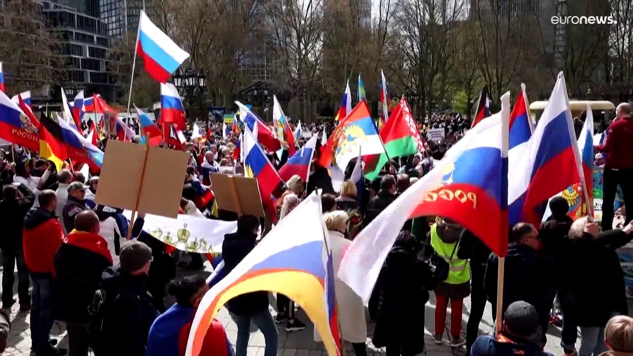 Pro-russische Proteste: Menschen demonstrieren "gegen Diskriminierung"