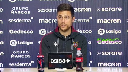 Victoria agónica del Barça ante el Levante (2-3)