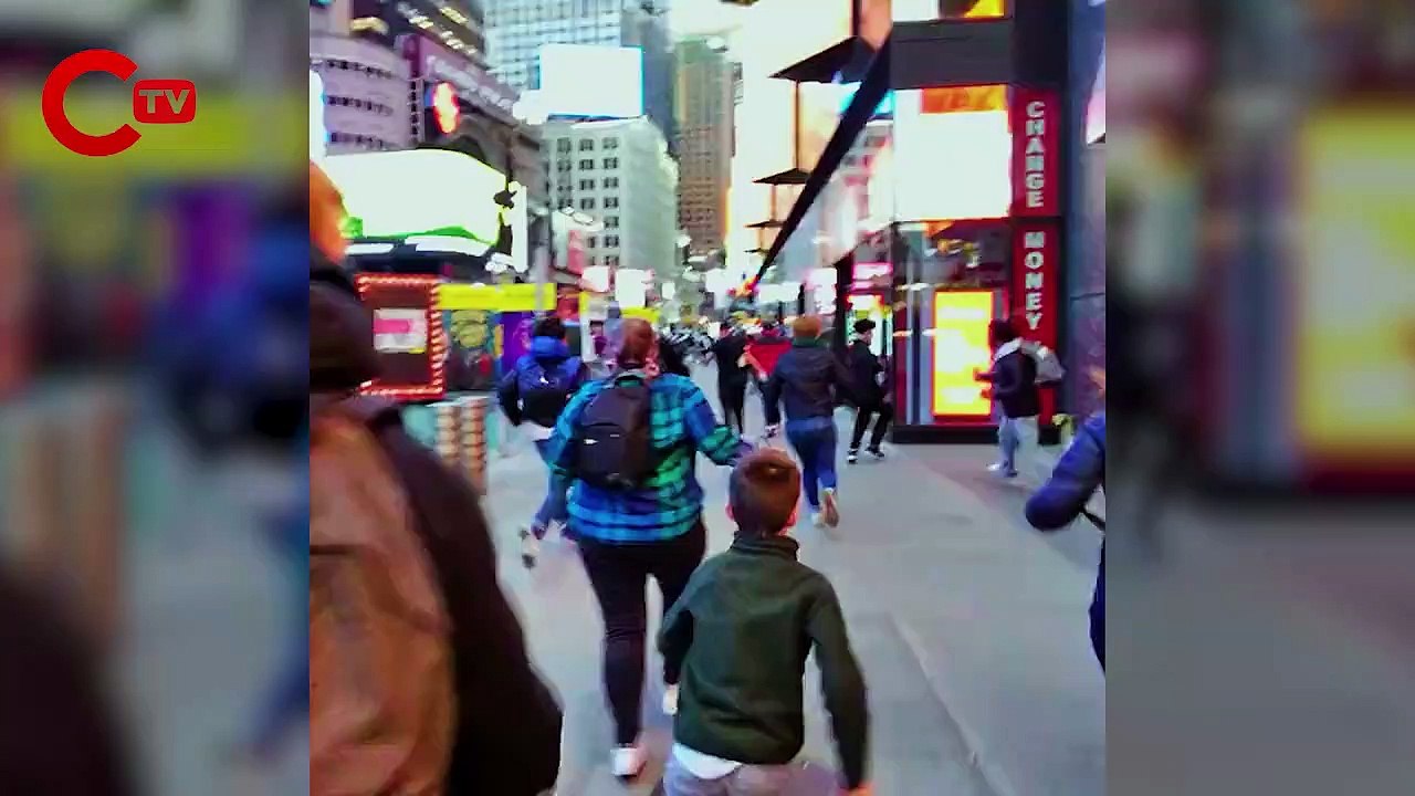 New York'ta patlama paniği: Rögardaki patlama bomba zannedildi