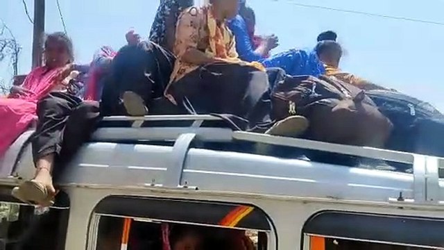 25 juveniles caught in human trafficking being taken to Gujarat