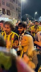 ece seçkin fenerbahçe taraftarına üçlü çektirdi