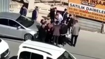 Arnavutköy'de yol verme kavgasında tekme ve yumruklar havada uçuştu