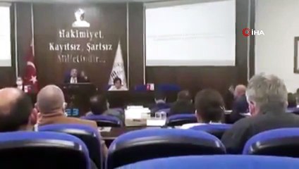 Siz kimsiniz AK Parti'nin sesini keseceksiniz? Mecliste ortalık karıştı