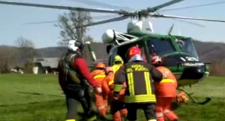 Torino - Incendio in Val Chiusella, in azione Vigili del Fuoco (11.04.22)