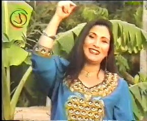 فاطمة عيد تتغزل في حب سينا  Fatma Eid - Ard Senaa