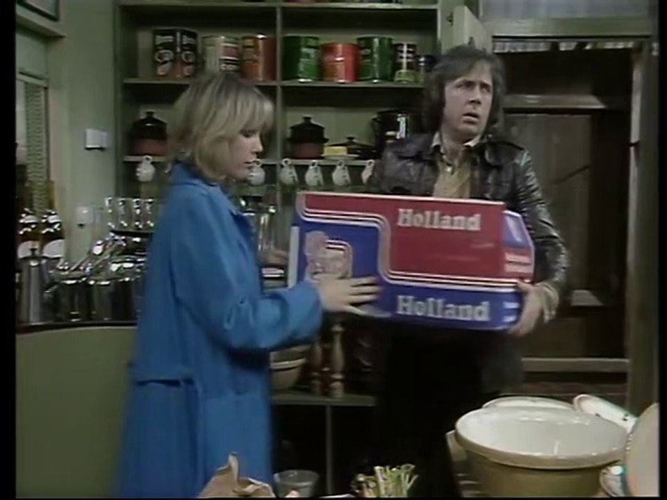 Robin's Nest (1977) S05E01 - High Quality DVD - Pastures New