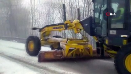 İstanbul'un hemen yanıbaşında 90 santim kar paniği! Vatandaşlar çok büyük şaşkınlık yaşadı