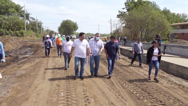 Avanza primera etapa de drenaje pluvial en la urbanización Villa Santiago