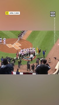 Ukrainian Choir Sings Country's National Anthem at Chicago Cubs Game