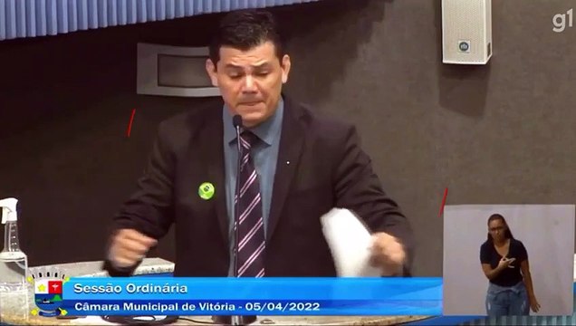 Vereador critica homenagem à trans: “Deus fez o homem e mulher, o resto é jacaré”