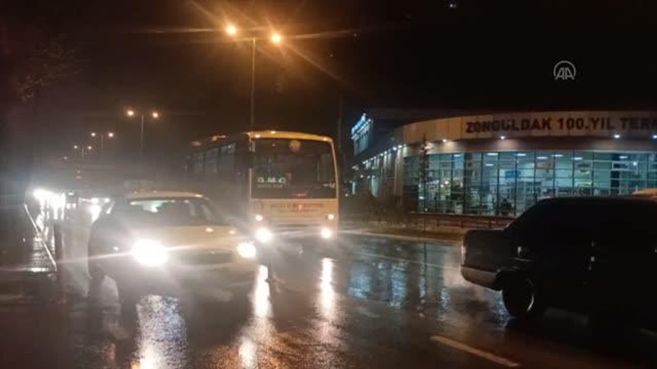 ZONGULDAK - Ereğli açıklarında 4,4 büyüklüğünde deprem (2)
