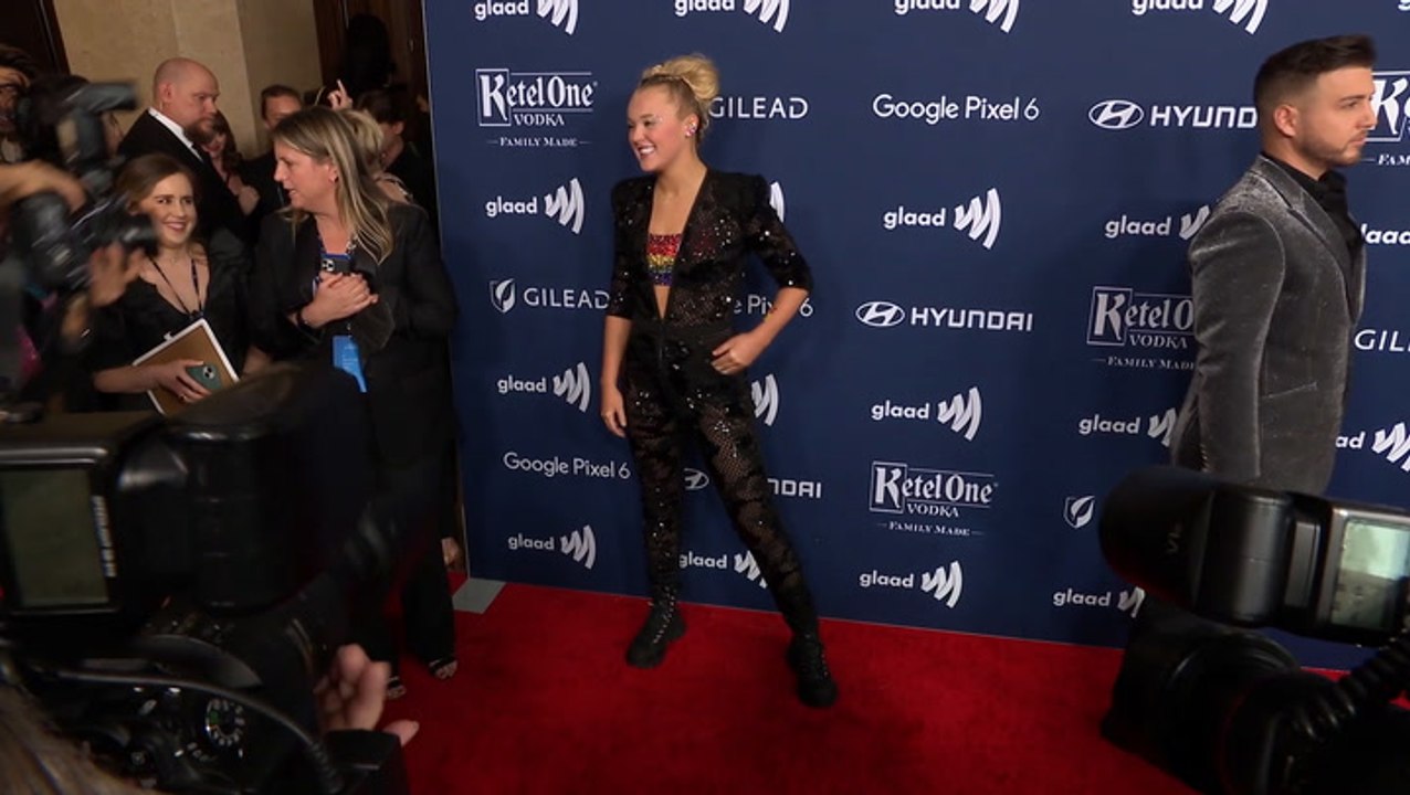 JoJo Siwa Reveals Why She Didn’t Attend The KCAs After Her Song Was Used At The Show