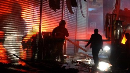 Son dakika haberi: İZMİR'DE 3 İŞ YERİ YANGINDA ZARAR GÖRDÜ