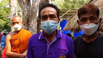 ศรีสะเกษ ชาวบ้าน 3 หมู่บ้านลุกฮือต้านขับไล่พระธุดงค์ออกจากวัดภูหงอนไก่ สร้างมาตั้งแต่ปี 2504