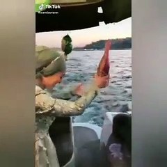 Boğazda şampanyalı muhafazakar eğlence