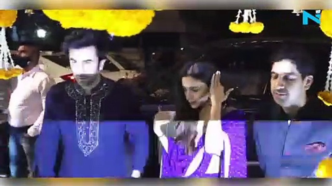 Alia Bhatt blushes as Farah Khan, friends congratulate her for wedding with Ranbir Kapoor