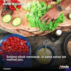 Duh! Padahal Tinggal Makan, Cewek Ini Batal Sahur Gegara Adzan Subuh Berkumandang