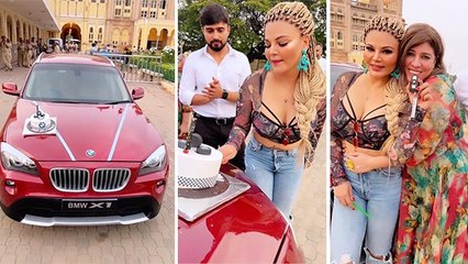 Rakhi Sawant को Gift मे मिली BMW Car, Cake Cut कर किया Celebrate Video Viral | Boldsky