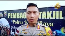 Pembagian Takjil Polres Kubu Raya