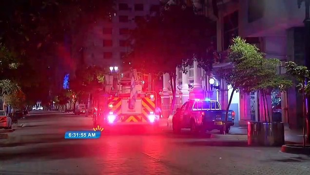 Colapsa fachada de un edificio patrimonial en el centro de Guayaquil