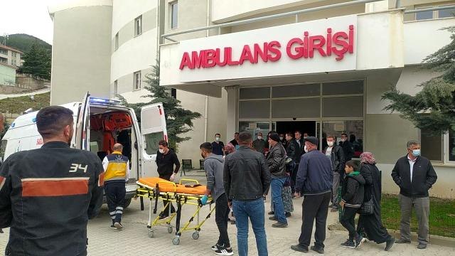 Çorum'da arazi anlaşmazlığı yüzünden iki aile arasındaki silahlı çatışmada ortalık savaş alanına döndü: 2 ölü, 5 yaralı