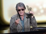 Jacques Dutronc en déambulateur ? Révélations sur la santé du chanteur de 78 ans