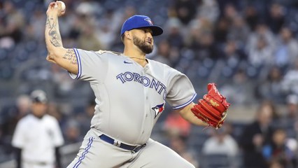 Blue Jays Take Series-Opener Over Yankees