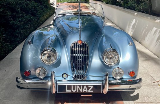 David Beckham regala al figlio un'auto da 600 mila euro come regalo di nozze