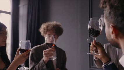 Vino, per i giovani meno eccessi e più qualità