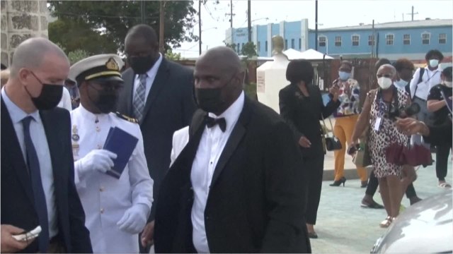 Voici - Je peux tout vivre avec lui à mes côtés : les rares confidences de Rihanna sur son compagnon ASAP Rocky