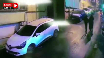 Elindeki bıçakla Libyalı kadını gasp etmeye çalıştı, o anlar kameralara yansıdı