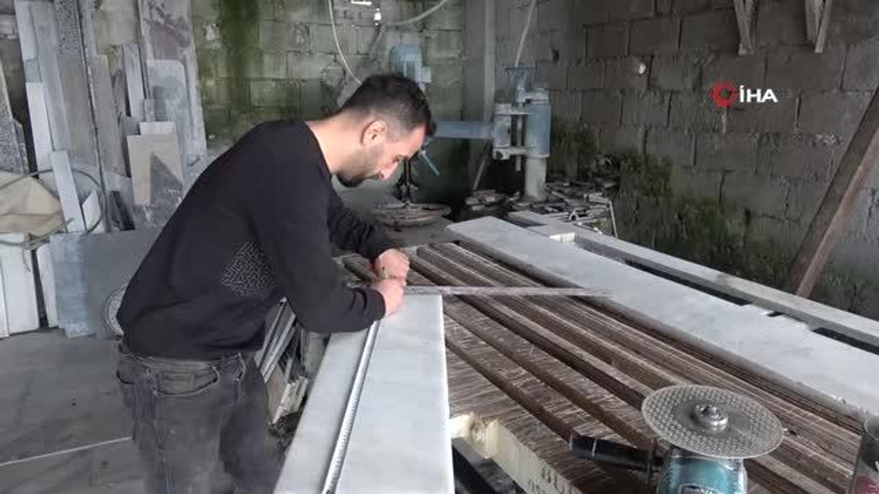 17 yıl önce kaybettiği kimlik yüzünden borçlardan kurtulamıyor- Adına çıkan borçların kendisine ait olmadığını belirten Osman Akyasan, konuyla ilgili...