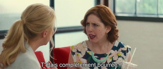Crazy Amy - EXTRAIT VOST "Amy et Nikki parlent de leur soirée"