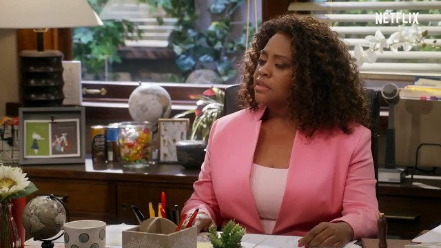 Mr. Iglesias - saison 1 Bande-annonce VF