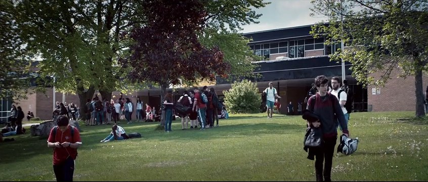 Pauvre Georges ! Bande-annonce VF