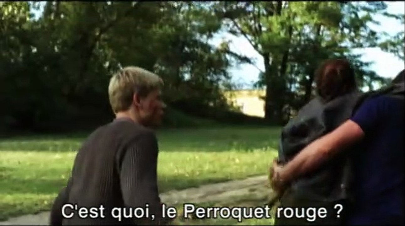 Le Perroquet Rouge Bande-annonce VO