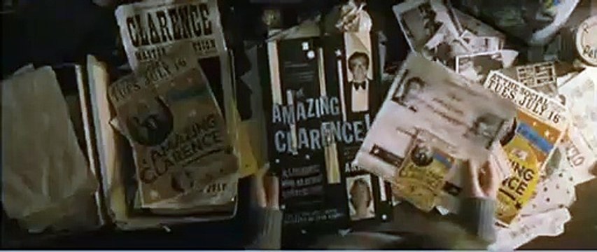 Is Anybody There? Bande-annonce VO