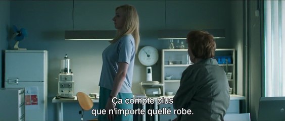 Corps et âme EXTRAIT VO "Tenez-vous droite"