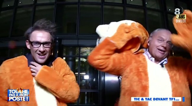 Gérard Louvin et Julien Courbet déguisés en Tic et Tac devant TF1