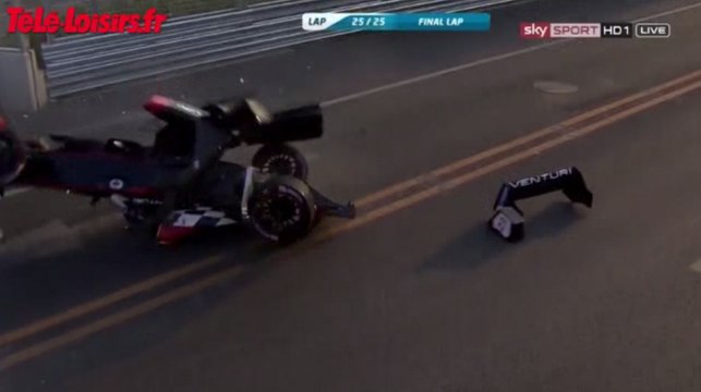 Accident spectaculaire en Formule E, le coup magistral de Monfils... Le Zapping Web Sport