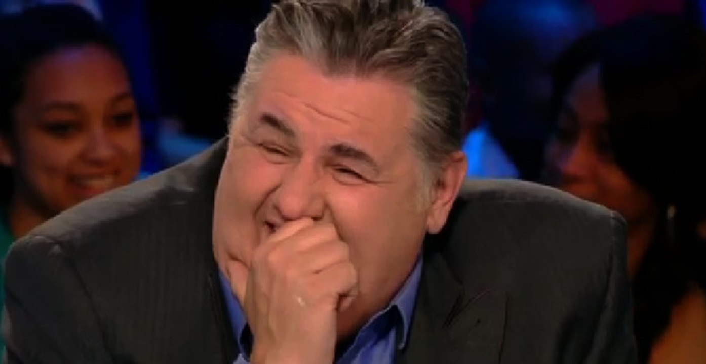 Gros fou rire sur Canal+ à cause de Mathieu Valbuena (OM) et ses chaussettes relevées