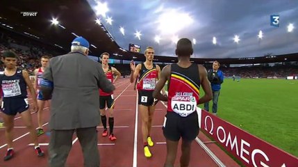 Le gros vent d'un athlète belge à son compatriote lors du 10 000m