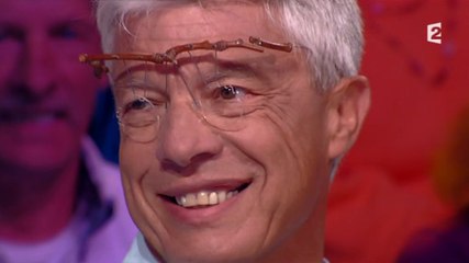 Les lunettes très étranges d'un candidat de Nagui