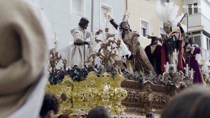 شاهد: نساء تتحملن ثقل طقوس عيد الفصح في مشهد يؤكد تغير الأفكار في اسبانيا