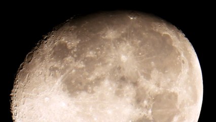 Luna Menguante al 90%